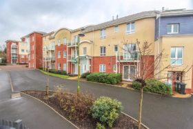 2 bedroom Flat to re...